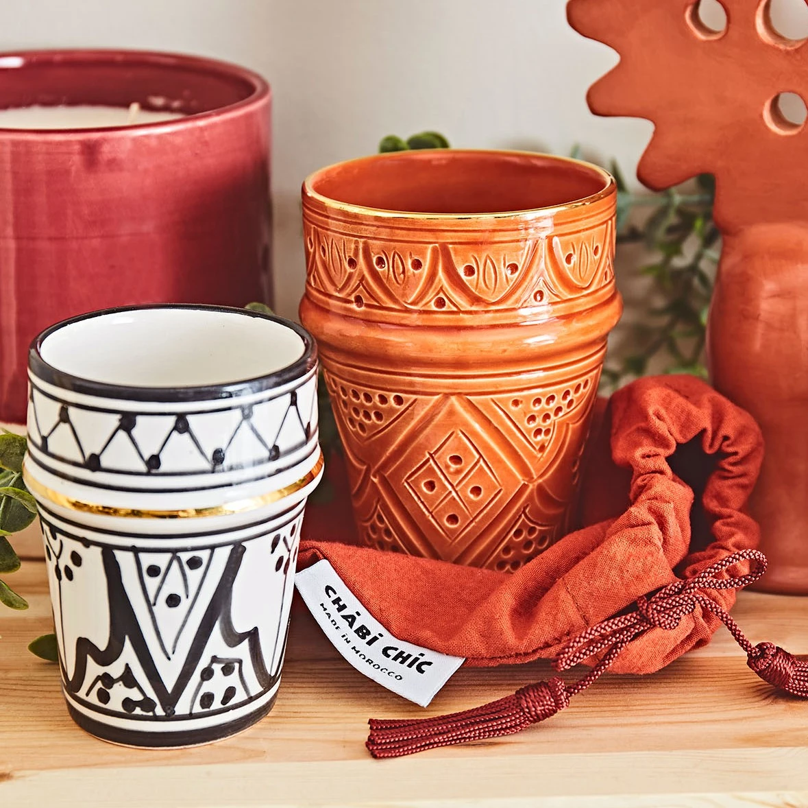 Chabi Chic Tasse Noir Or H9cm - Beldi Zwak – Image 2