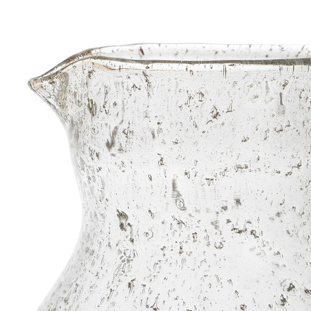 Côté Table Pichet Arrondie En Verre IrrĂ©gulier Et Rotin 1.2l -maline – Image 2